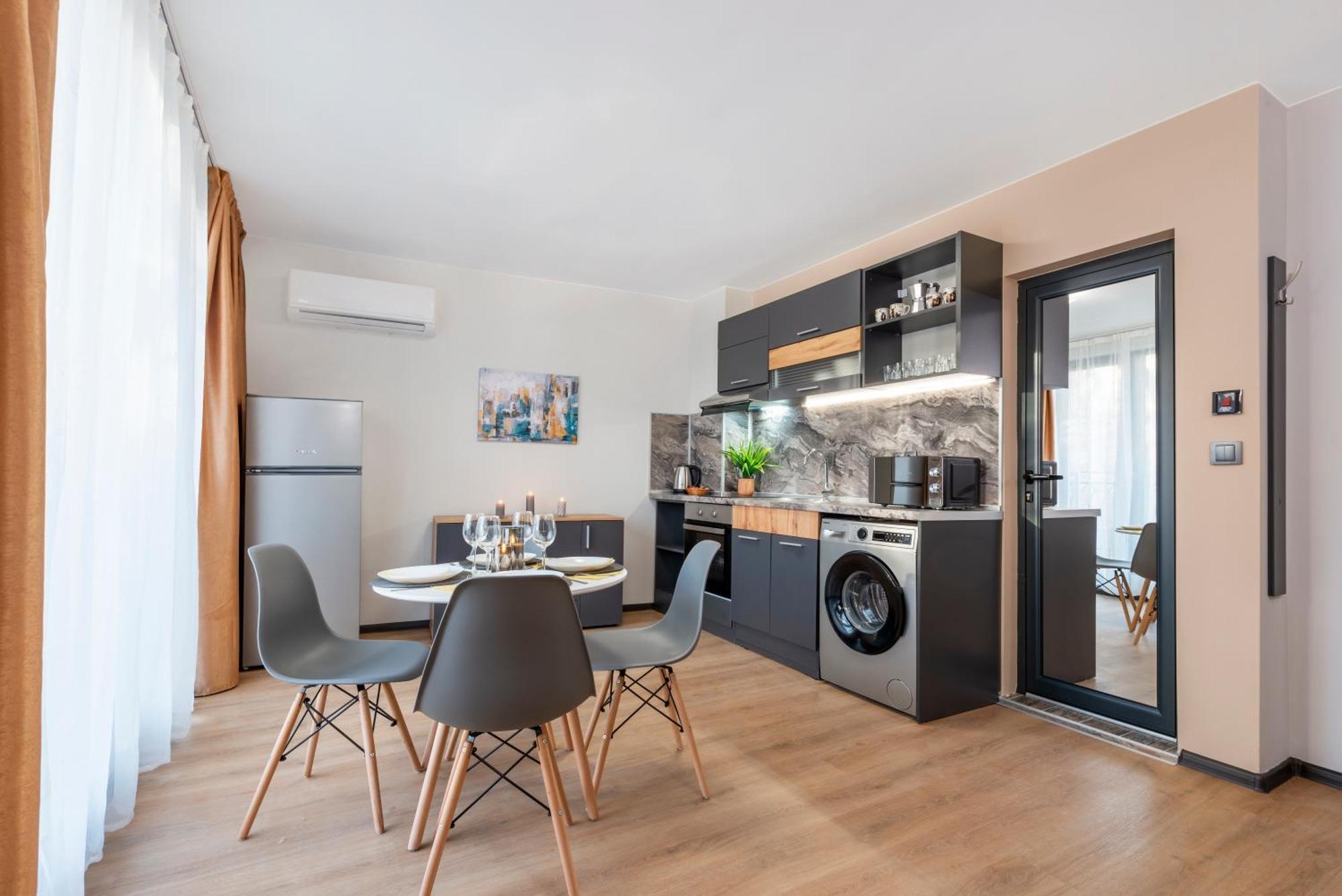 Best Guest 2 Apartments Plovdiv Eksteriør billede